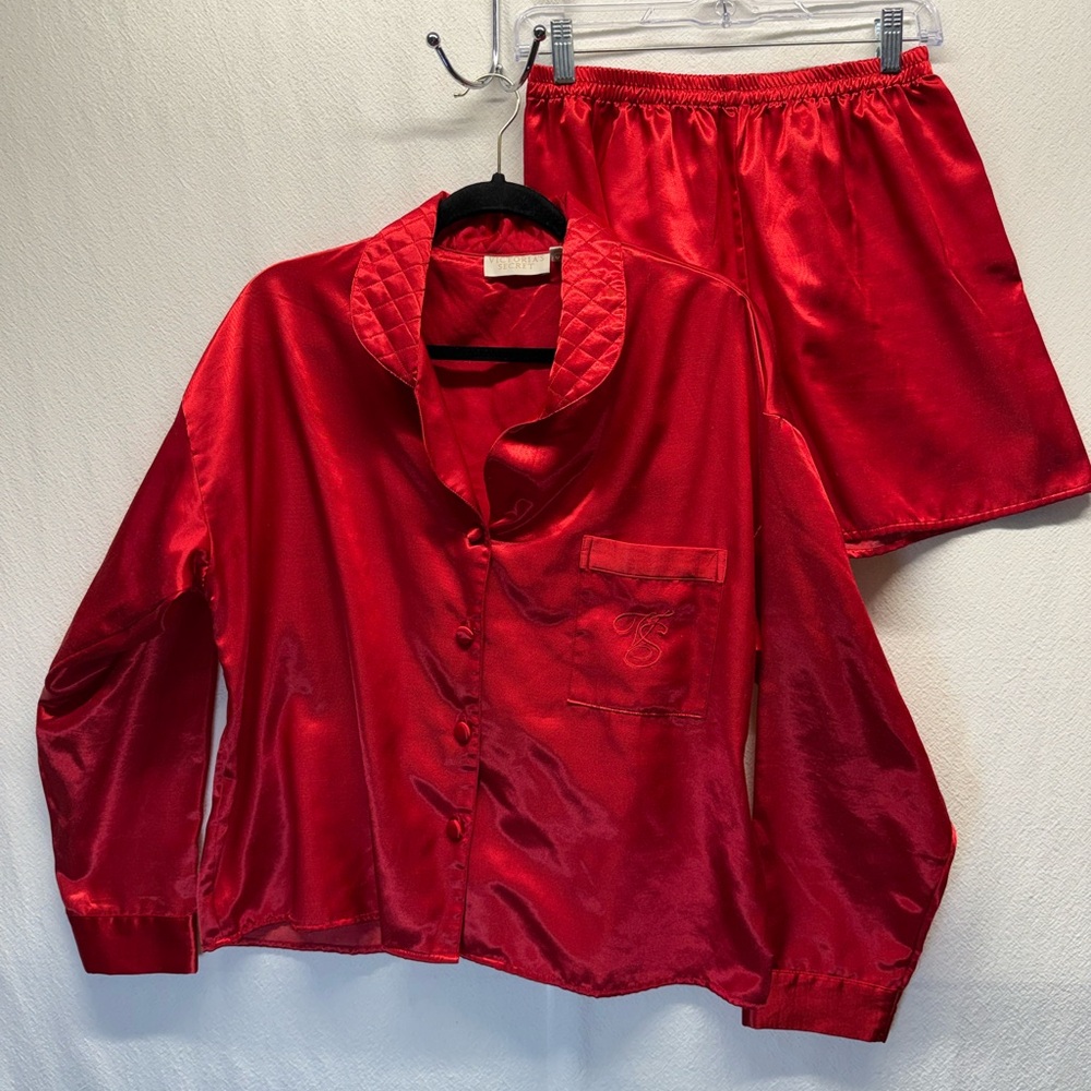 VTG Y2K Victoria's Secret Sexy Red Satin Two-Piece Pajama Set Pure Luxury & Cozy